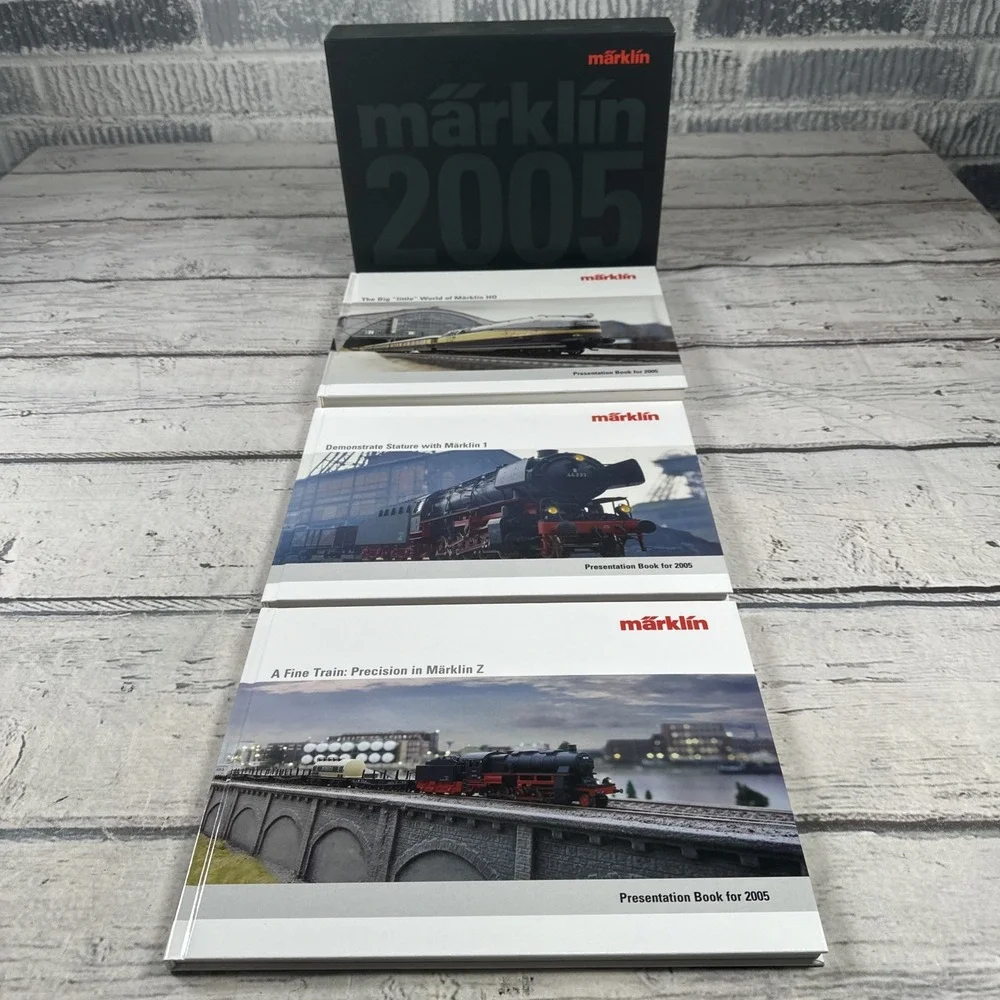 Marklin Presentation Book For 2005 HO Z No. 1 Scale, 3 Hardcover Books in Sleeve
